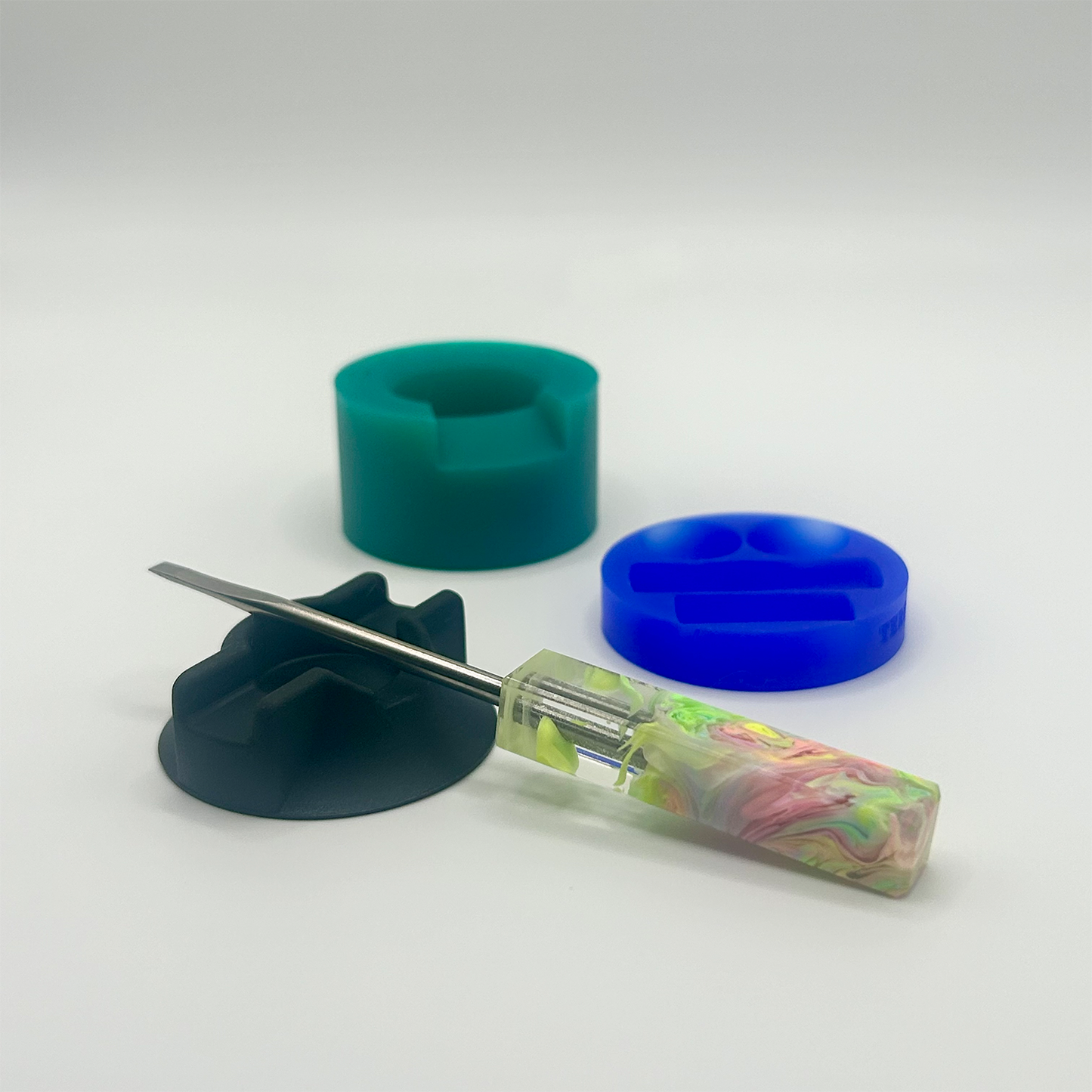 Dunkin Dabbers x Dabber Dock